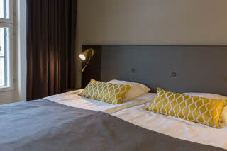 Copyright: : Rebecca Watson Photography
rebeccwatsonphotography@gmail.com
Beds in room Family